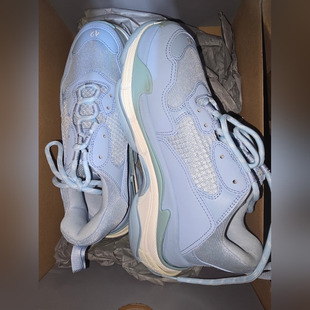 Balenciaga Triple S Men's Sneakers - Picture 1 of 8